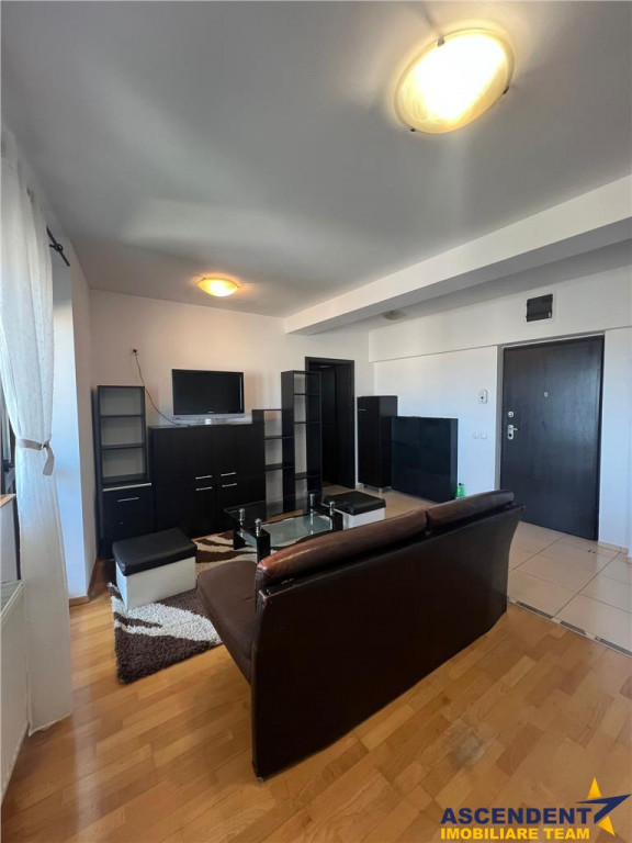 Apartament cu parcare subterana, Centrul Civic, Brasov