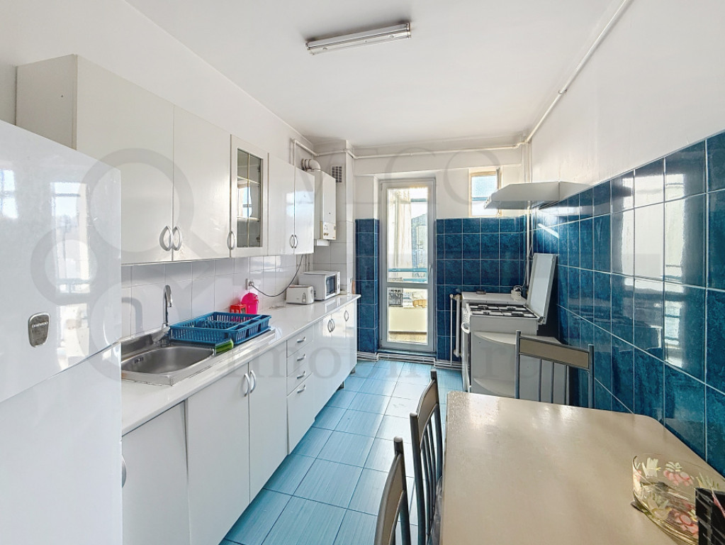 3 camere decomandat in Manastur - zona LPS - Electrica