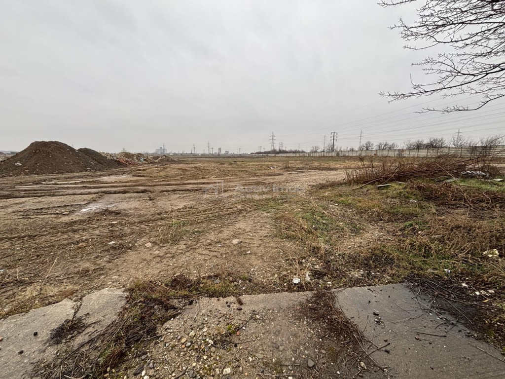 Teren Industrial - 77.935 mp - 10.000 mp sau 33.000 mp