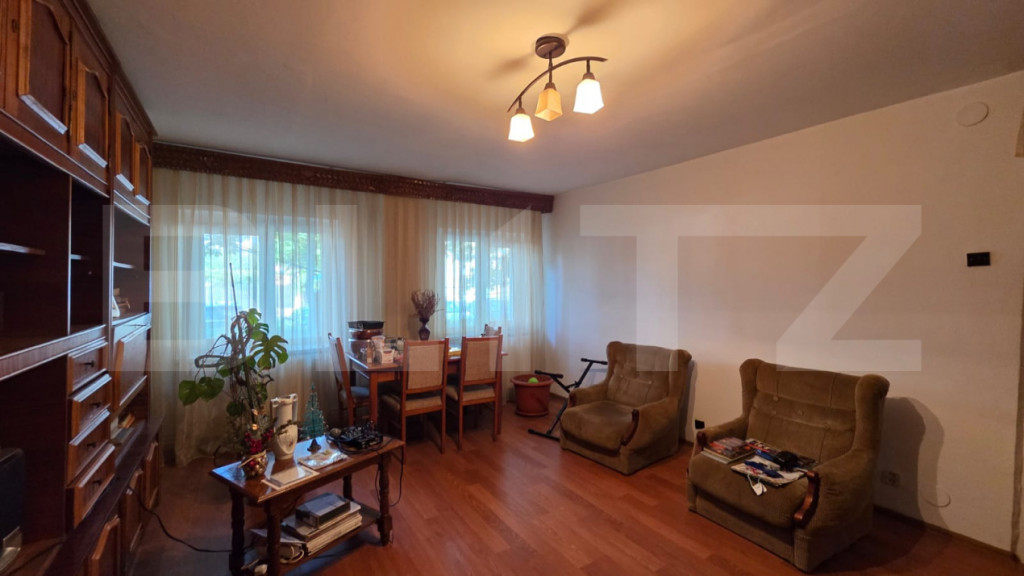 Apartament 4 camere, decomandat, 90 mp, parter, George Enesc