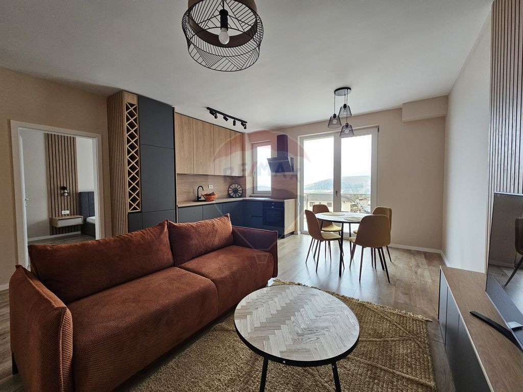 Apartament de inchiriat, 2 camere, zona Vivo