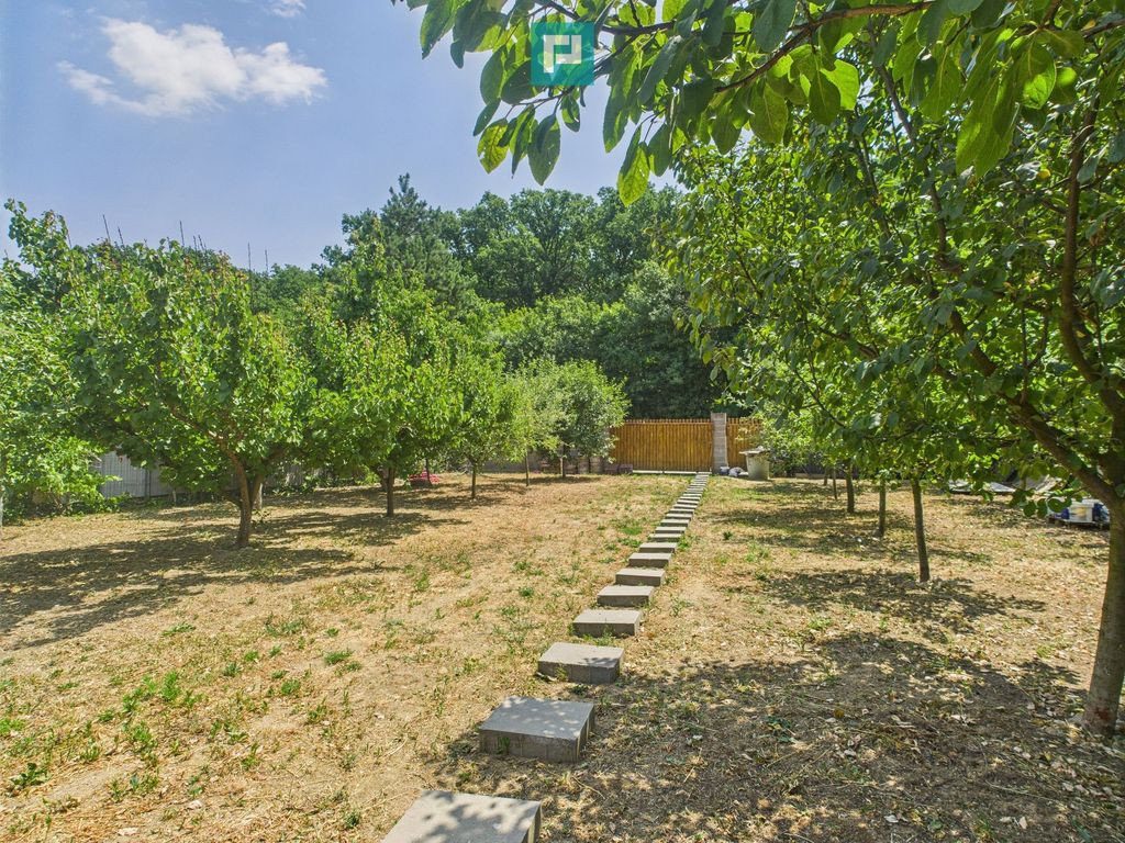 Teren edificabil 1106 mp – Dumbrăvița