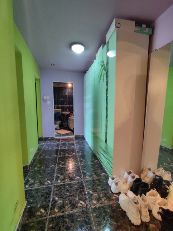 Apartament 3 camere decomandat Pacurari-Alpha Bank 1987