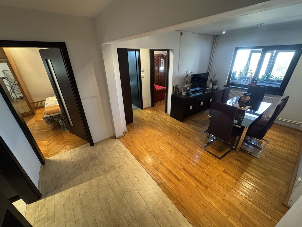 Apartament 4 camere zona Inel 1 - Eden