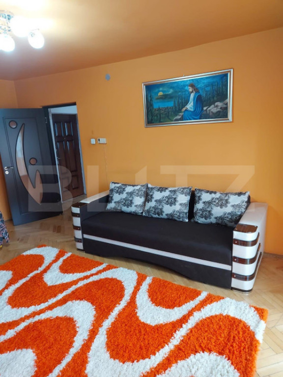 Apartament 2 camere, decomandat, 56 mp, zona Calea Floresti