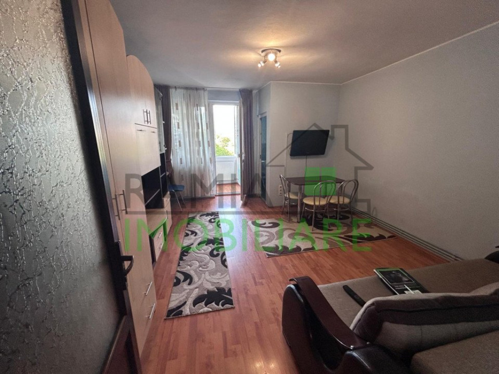 Garsoniera zona Garii langa Piata Dacia