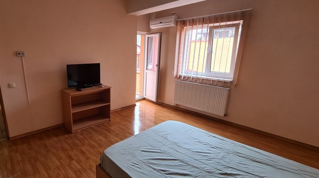 Berceni eroii revolutiei bloc nou centrala