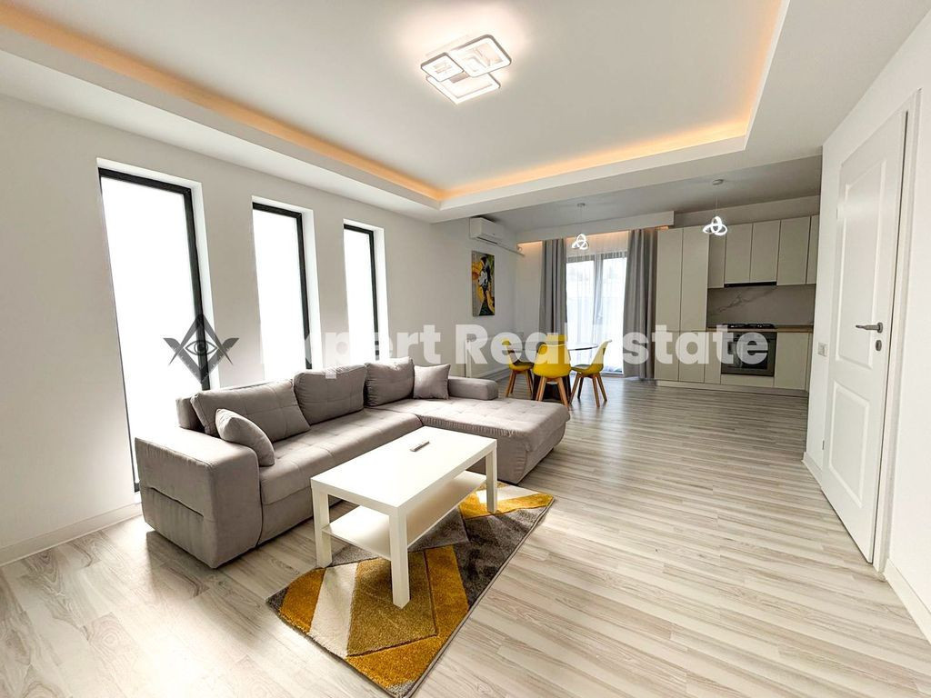 Vila NOUA-PRIMA INCHIRIERE-PET FRIENDLY-OTOPENI