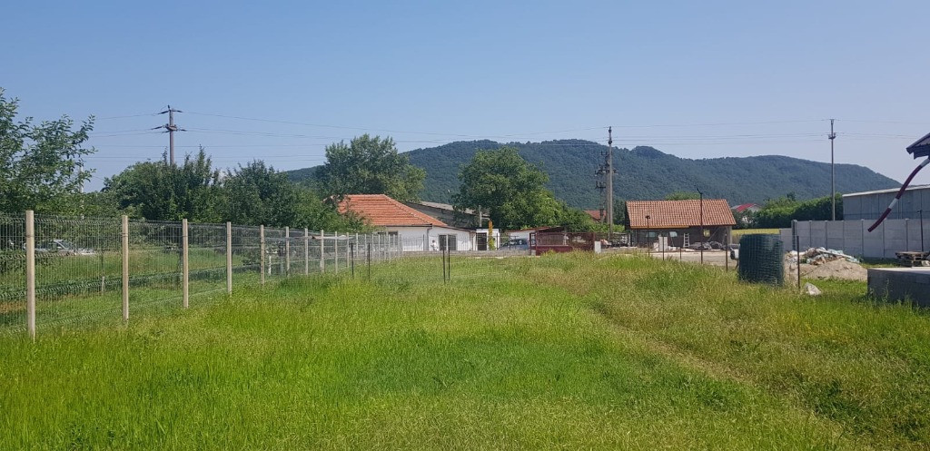 Teren intravilan, zona Vetel