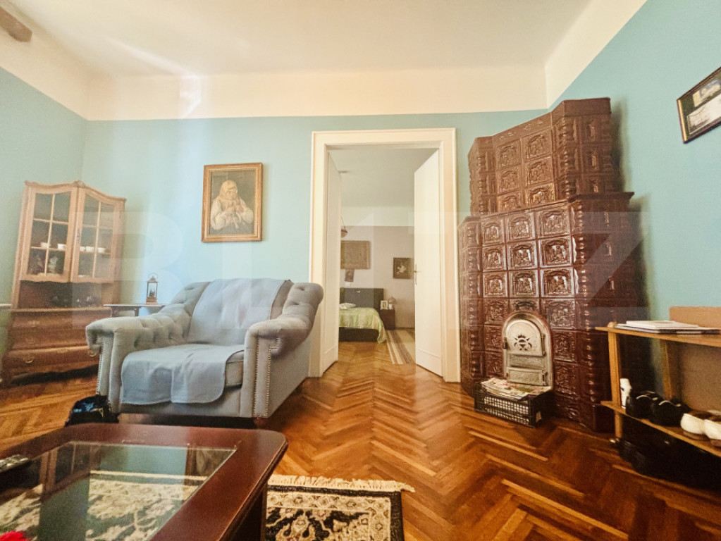 Apartament de vanzare, cu 4 camere, 96 mp, zona ultracentral