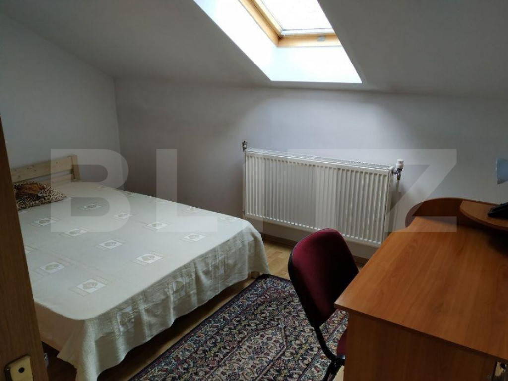 Apartament 3 camere, 70 mp, decomandat, parcare, zona UMF