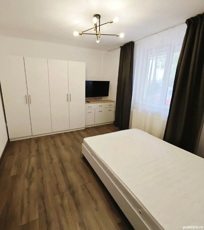 Dimitrie leonida curte proprie si parcare 2 minute de metrou