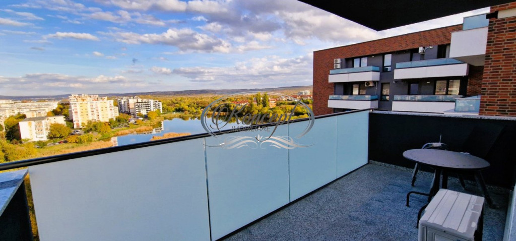 Apartament cu parcare in Park Lake