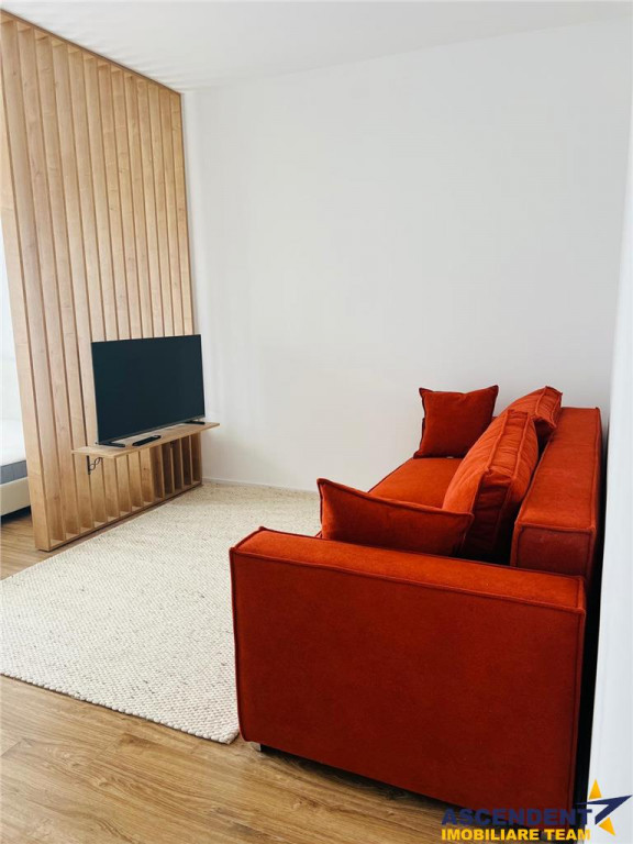 Decomandata,bloc nou ,terasa,loc parcare, aria Coresi,Tracto