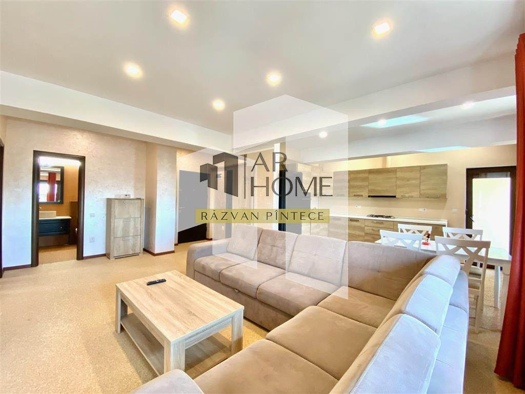 Apartament 3 camere de lux, terasa 35 mp, bloc nou, central,