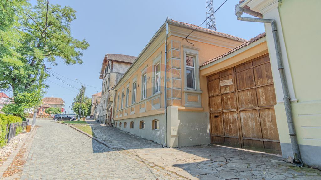 Comision 0% | Pensiune moderna de vanzare, Cincu, locatie...