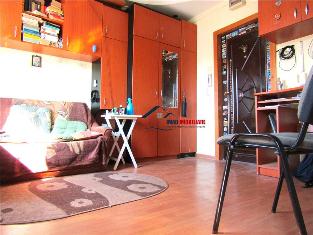 Ieftin, zona foarte buna! Garsoniera in Targoviste - Micro