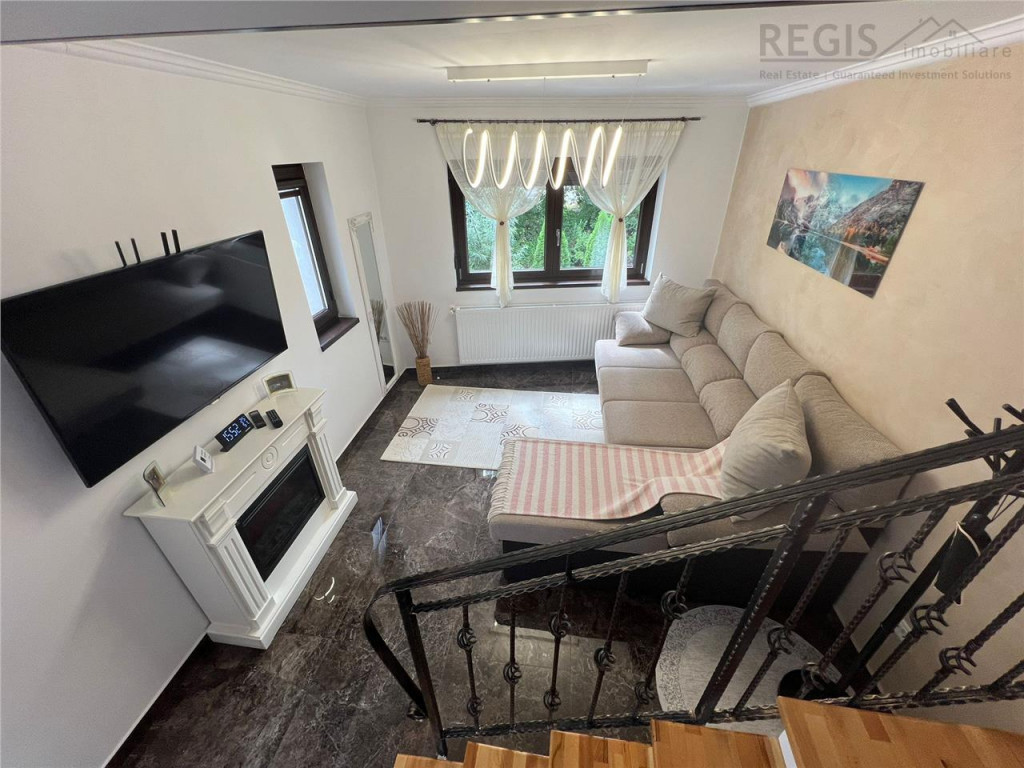 CASA DEOSEBITA 3 CAMERE, CRISTIAN