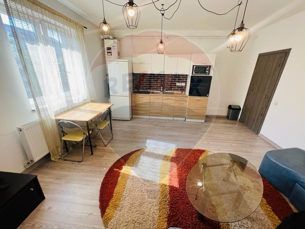 Apartament de inchiriat 3 camere Ultracentral