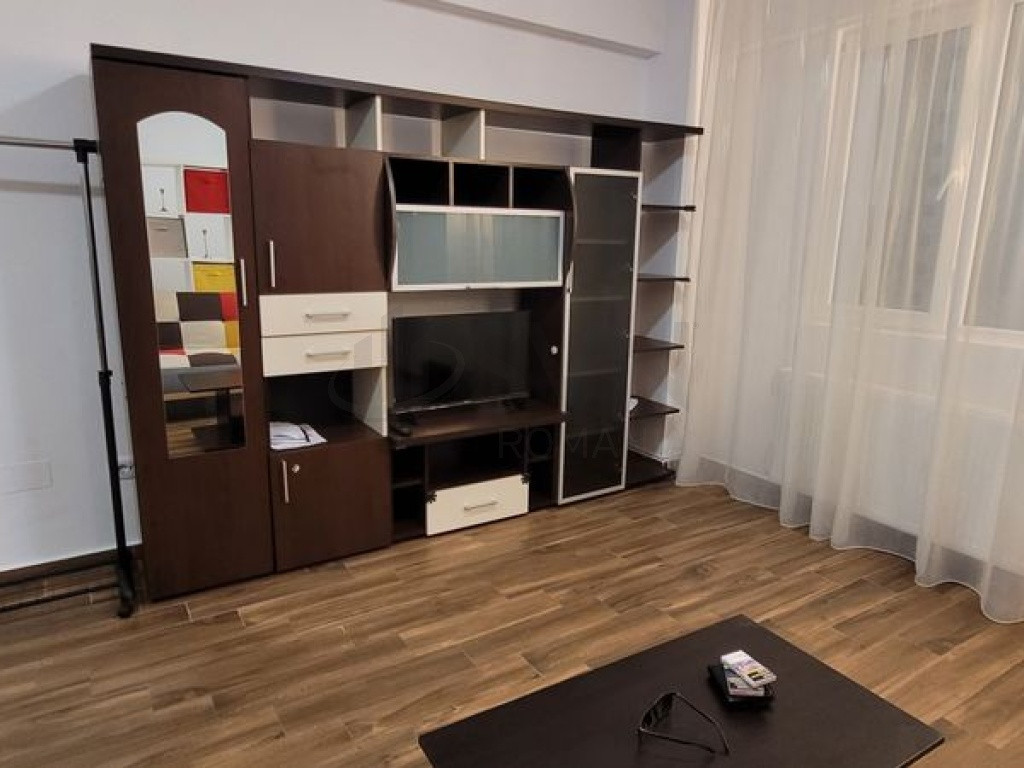 Garsoniera - Militari - Auchan