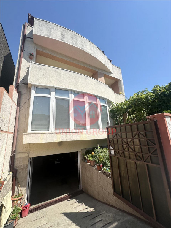 Casa la Cativa Pasi de Mare in Faleza Nord - Ideala Pentru F