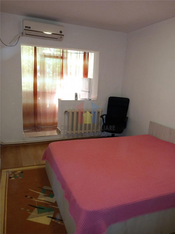 Garsoniera Mobilata si utilata, zona Bariera etaj 3