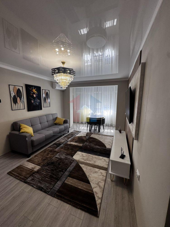 LUX! ap 3 cam, Republicii, mobilat si utilat