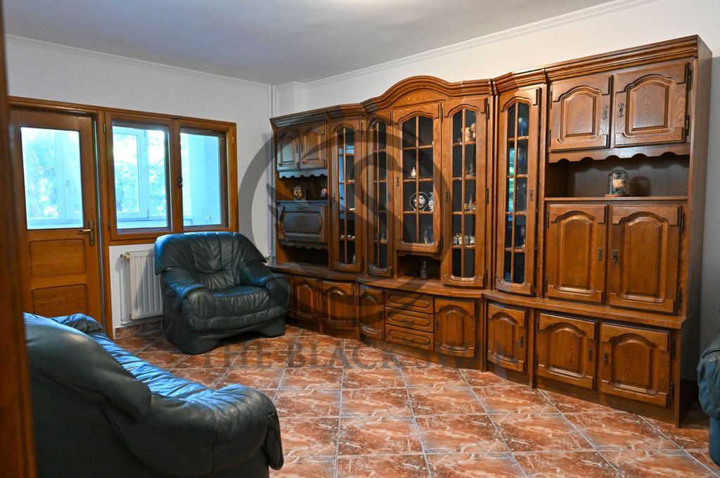 Apartemnt cu 5 camere de inchiriat | Malu Rosu, Ploiesti ...