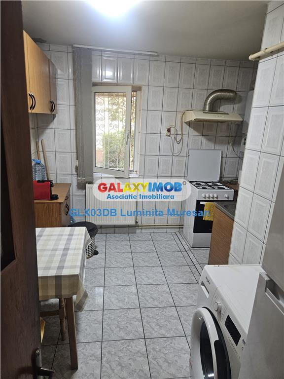 Apartament 4 camere decomandat Targoviste Micro 4