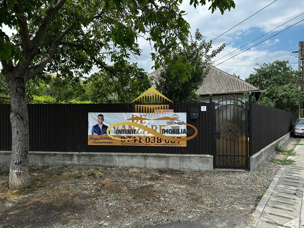 Casa batraneasca cu 1008 mp teren de vanzare in Sarata / ...