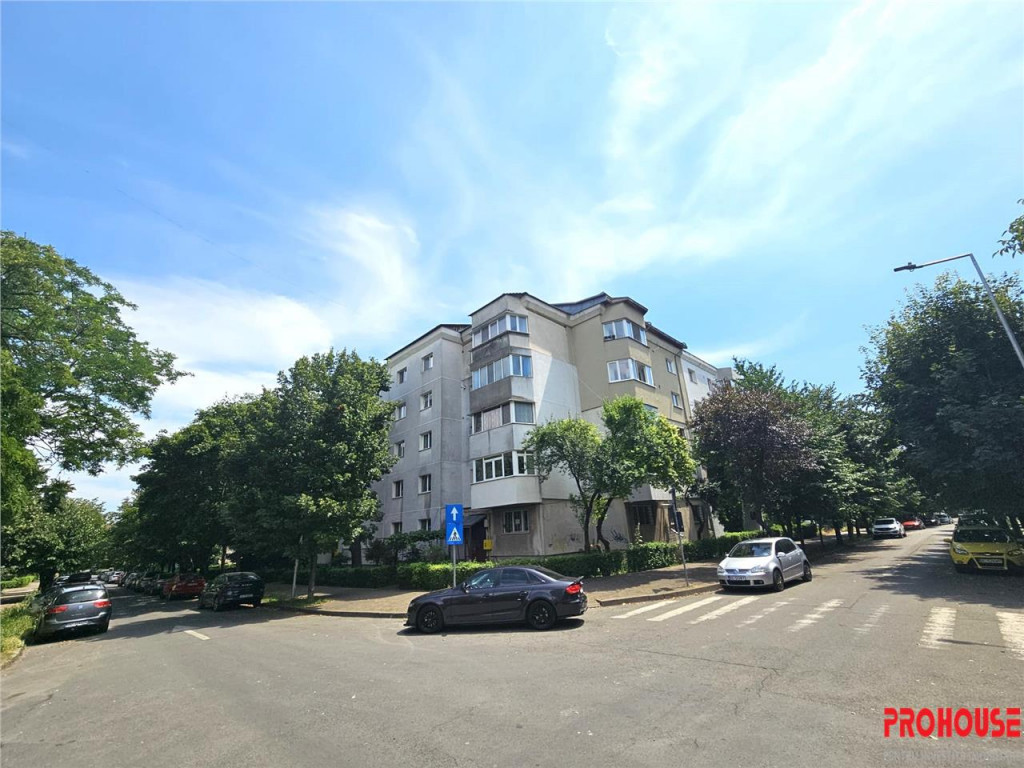 Bistrita Lac, Garsoniera, Etaj 3