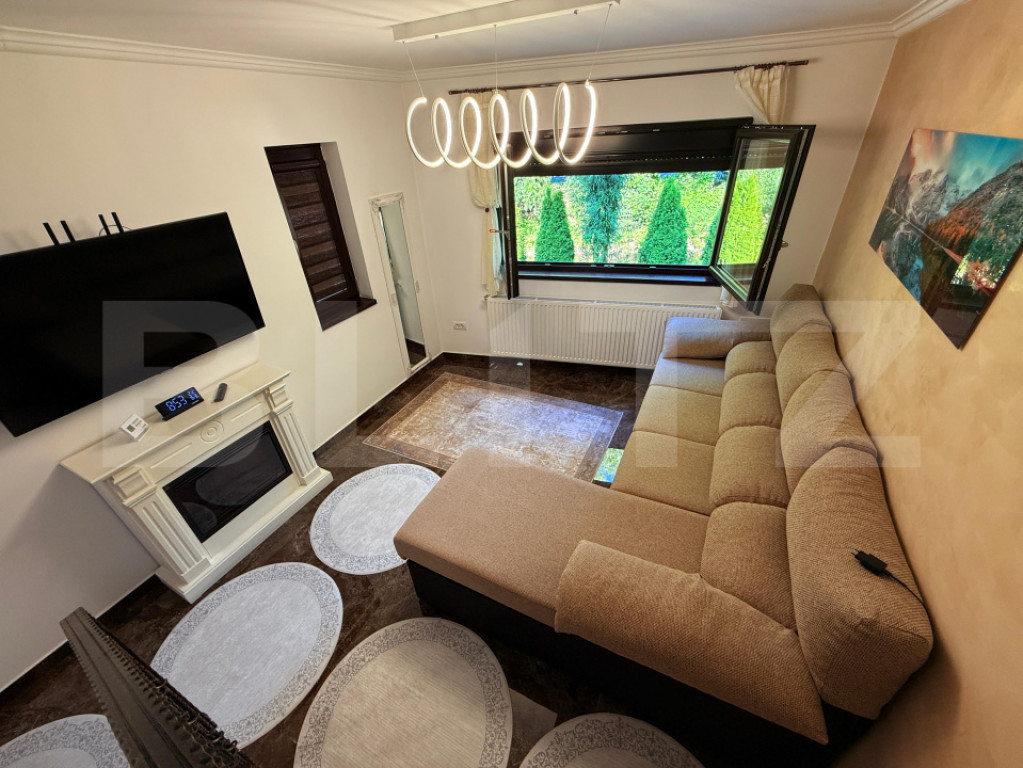 Casa deosebita P+1, foisor mic in curte, Cristian