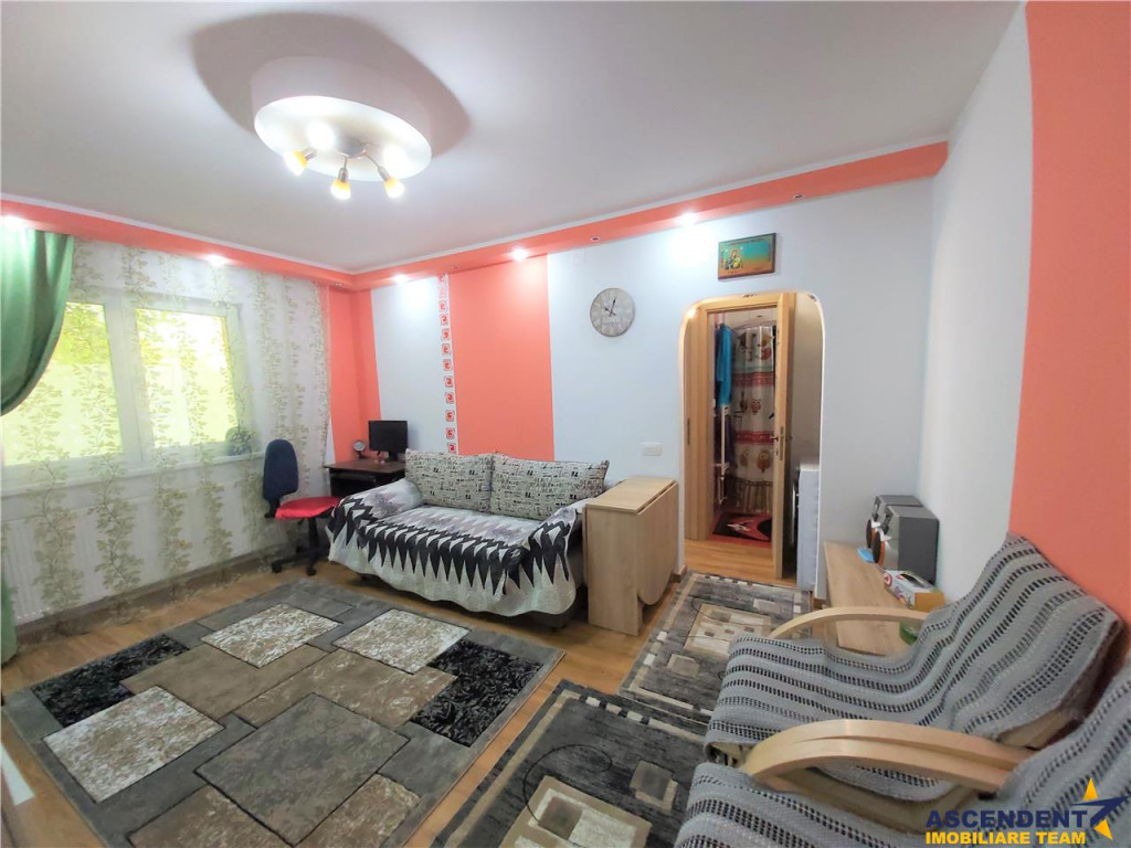 Centrul Civic, Brasov, cochet apartament