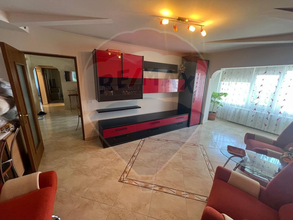 Apartament 3 camere strada Razboieni