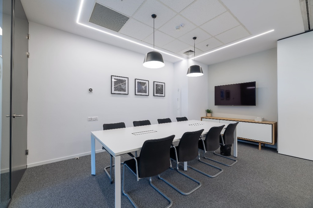Spațiu privat pentru 4 – Regus Iulius Business Centre