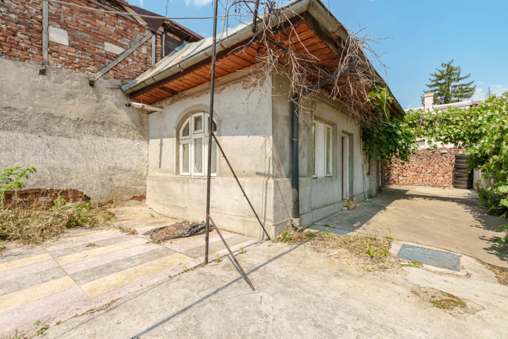 GIURGIULUI - BALOMIR, CASA DEMOLABILA 40 MP, LOT 200 MP!