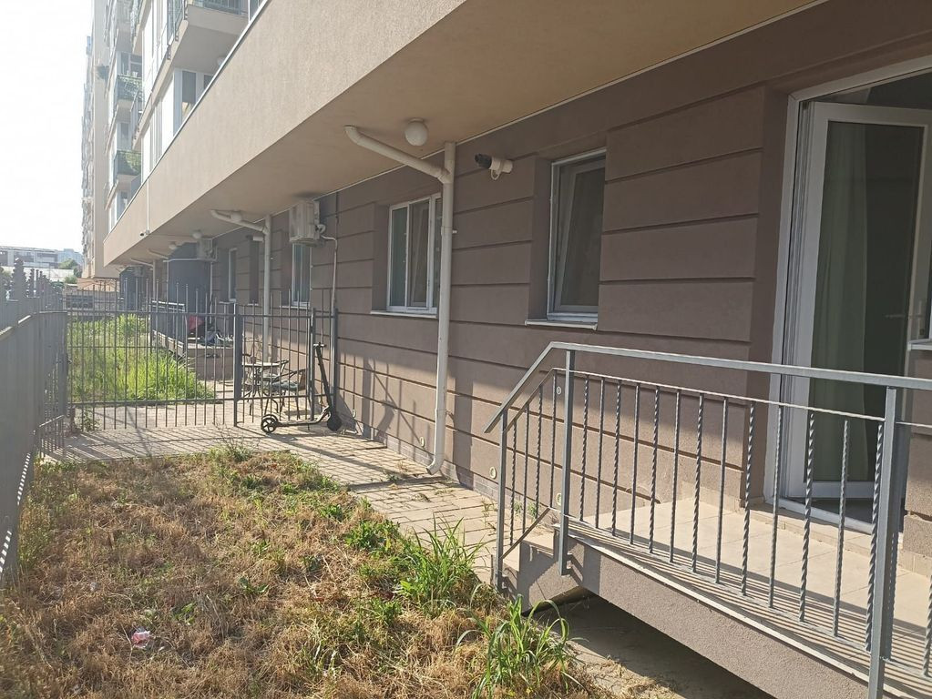 2camdec-53mp,curte-19mp+parcare, la 12min metrou D.Leonida