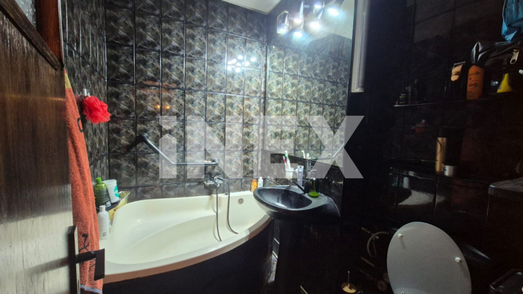 Apartament 2 camere, renovat, zona Craiovei – Pitești