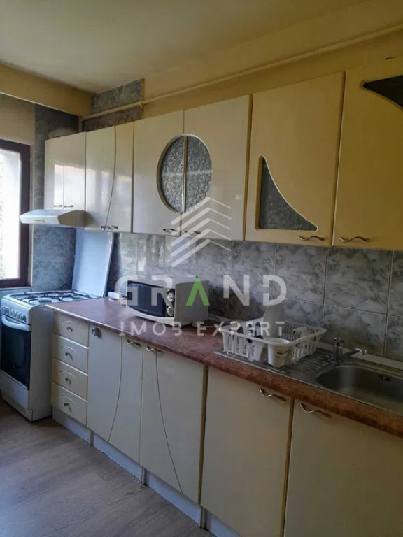 Ap 2 camere DECOMANDAT, BALCON, zona Grigorescu