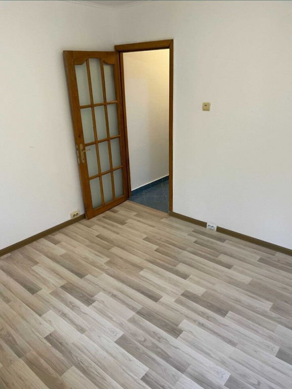 MIHAI BRAVU-2cam, cf1,dec, p/4,complet renovat - 62000 euro