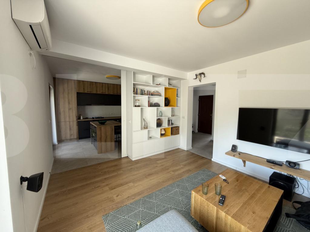 Casă de vanzare, cu 5 camere, 120 mp, zona Mehala