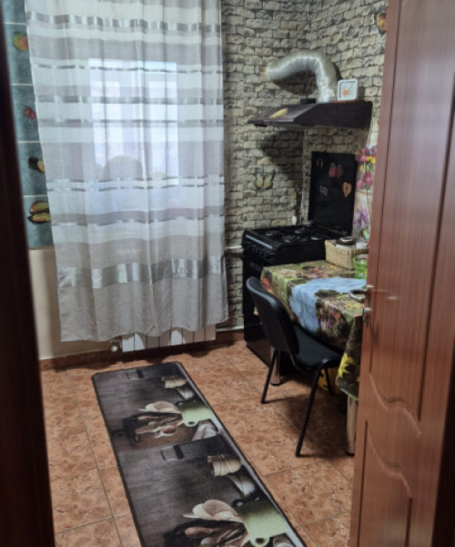Apartament 2 camere situat în zona Dacia