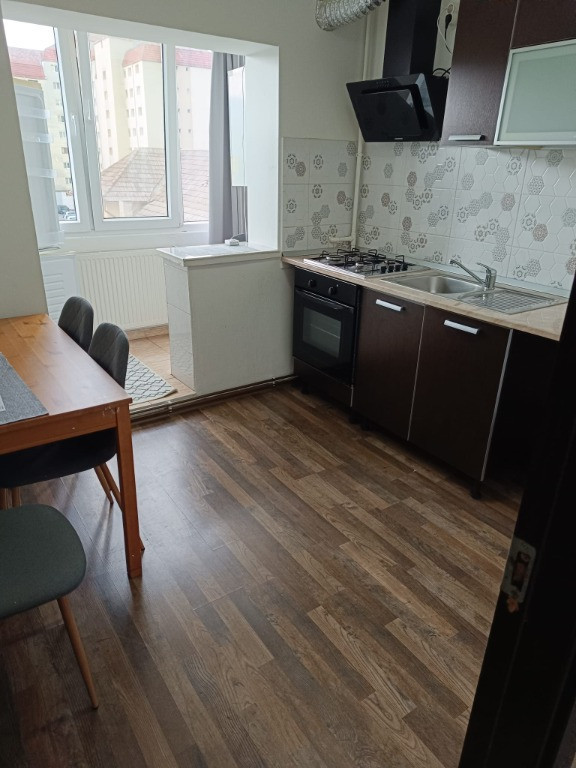 Apartament 2 camere Stefan cel Mare