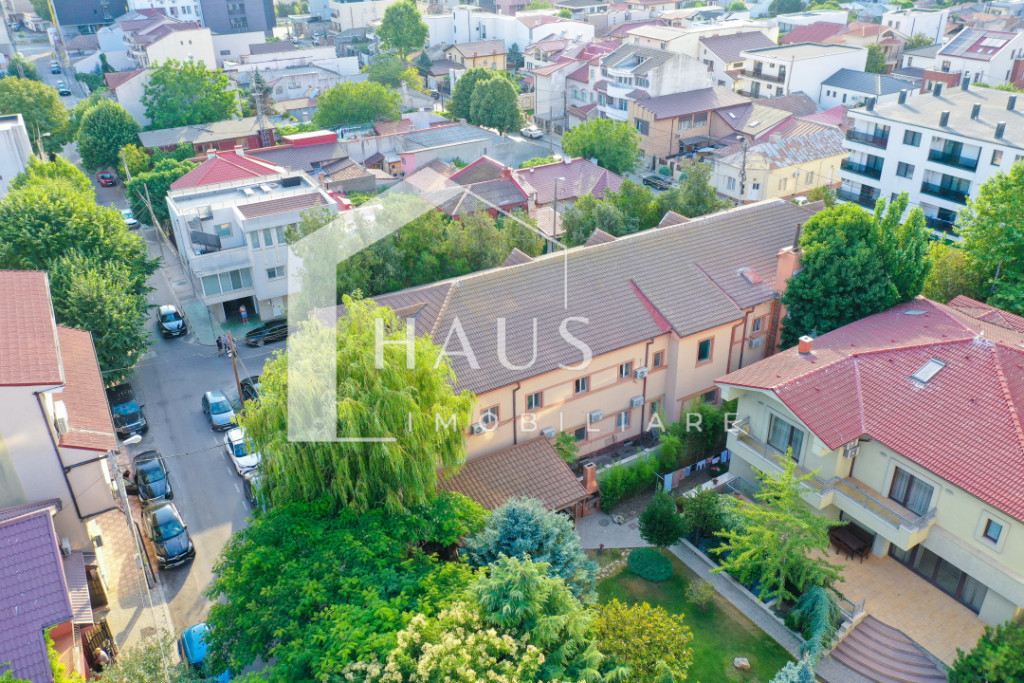 Faleză Nord Clădire birouri cu 25+ încăperi Afacere la c