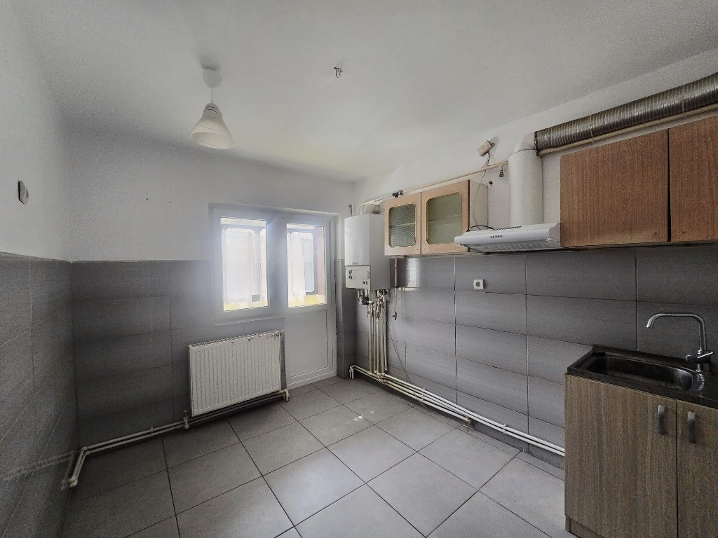 Zona Scolilor - Rahova Ap. 3 cam cf I dec supraf 70 mp