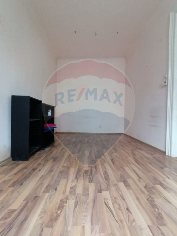 Ocazie. 50 mp Spatiu de birouri de inchiriat, centrul Buc...