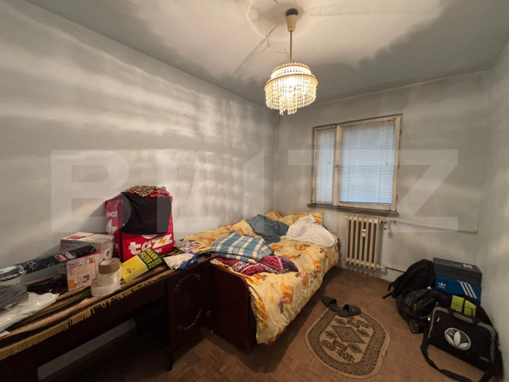 Apartament semidecomandat, 3 camere, zona Niela-Craiovița N