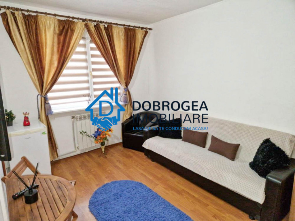 Garsoniera str Alunisului etajul 4 din 4