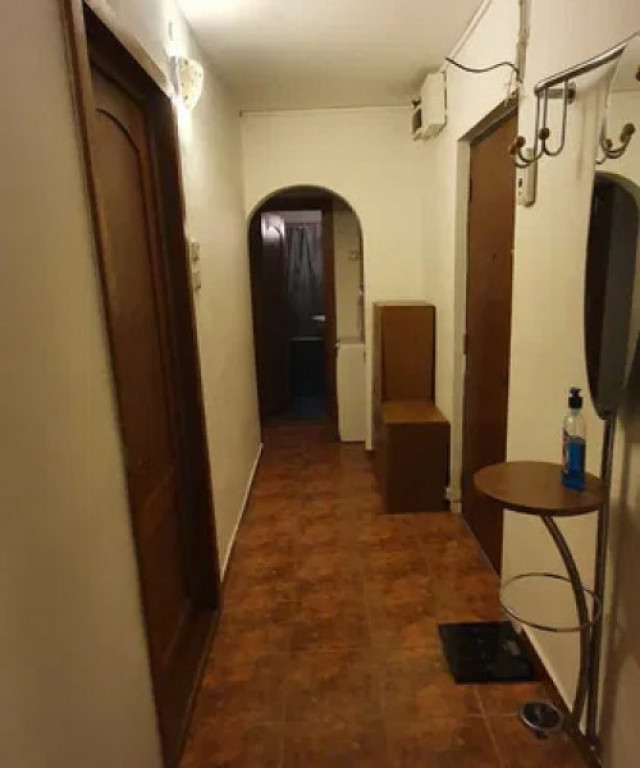 APARTAMENT 2CAMERE,DECOMANDAT,CENTRU-GARA