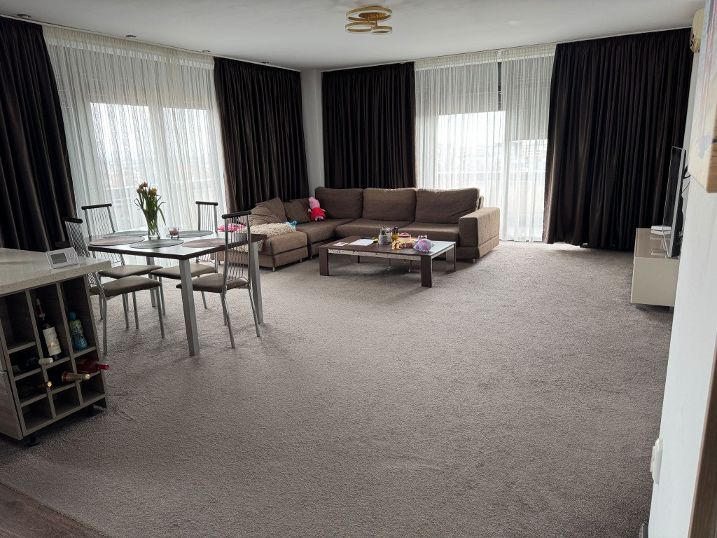 Apartament 3 camere cartier ALBERT